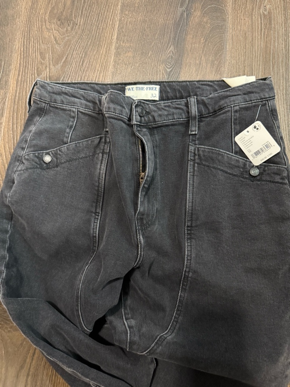 We The Free Beacon midrise crop Jeans